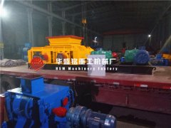 雙齒輥破碎機(jī)如何排料才能不堵料？