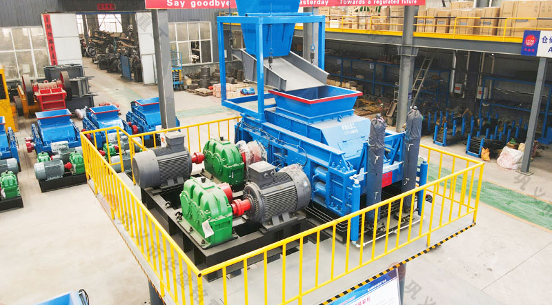 哪里找大型生產(chǎn)雙齒輥破碎機的廠家？